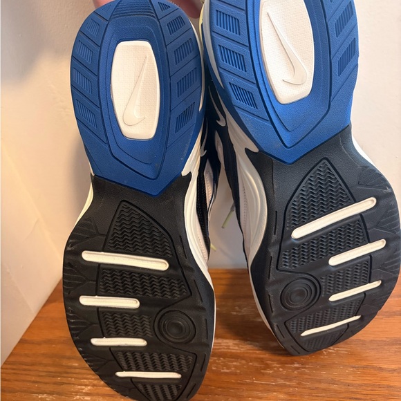 Nike Men's Chunky Sneaker in Black, Blue & Neon Yellow - Picture 10 of 10